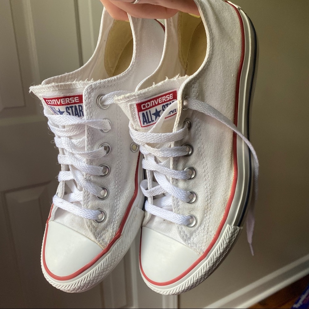 White low top converse